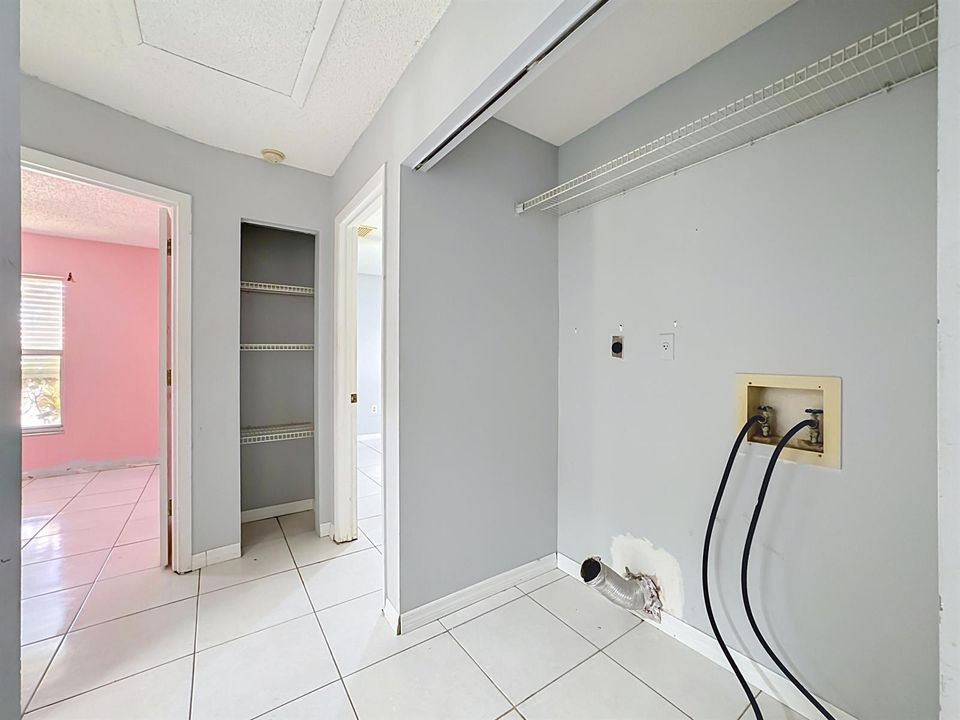 5354 Royal Palm Avenue #5354-33