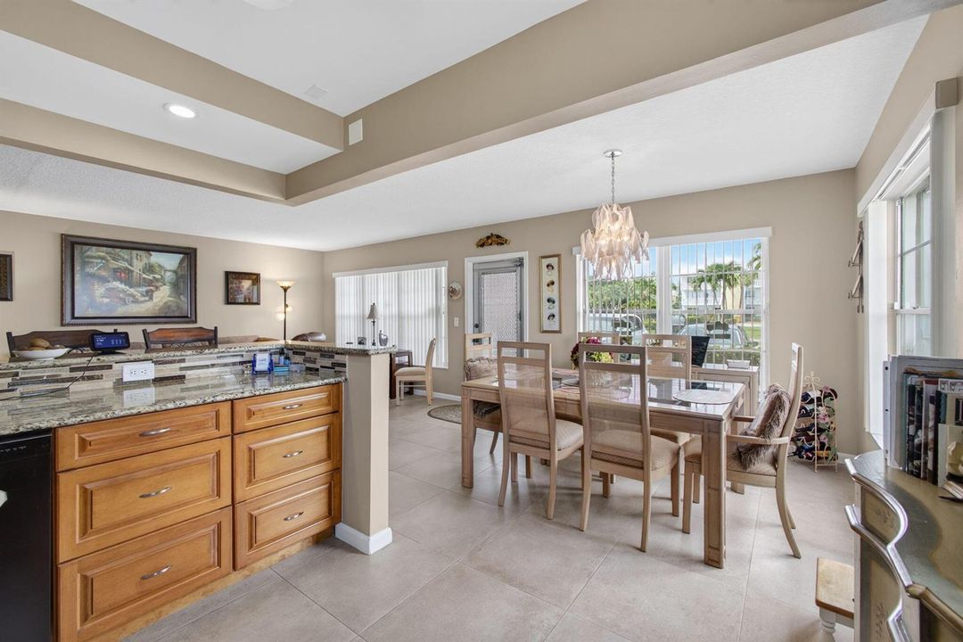 Kitchen/Dining