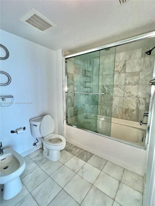 В аренду: $4,200 (2 спален, 2 ванн, 1158 Квадратных фут)
