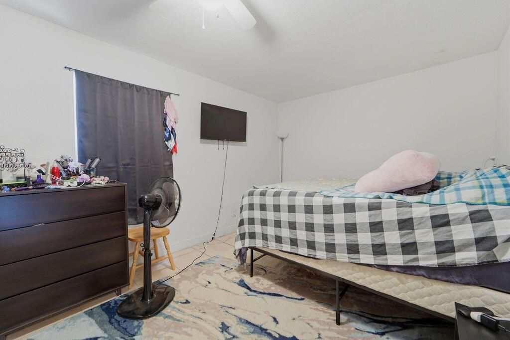 726_41st_St_WPB_024