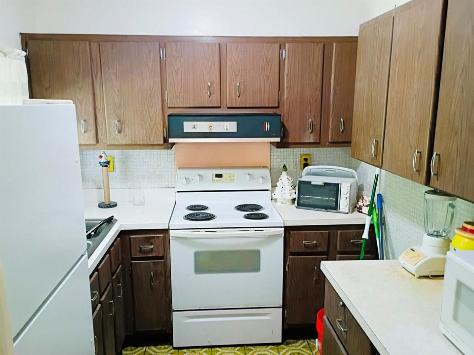 15250 kitchen