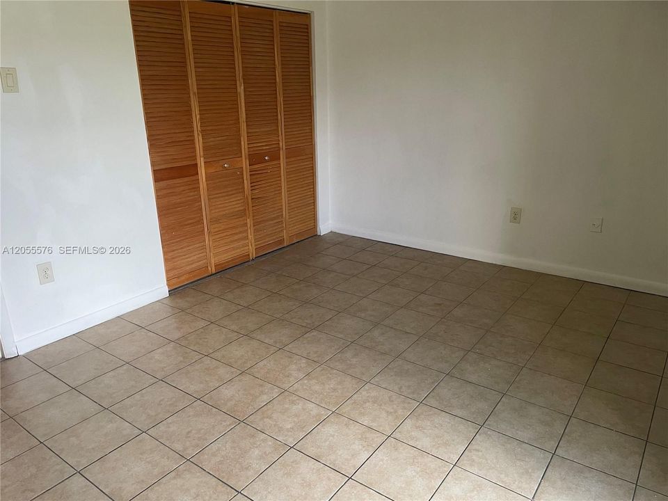 В аренду: $1,500 (1 спален, 1 ванн, 836 Квадратных фут)