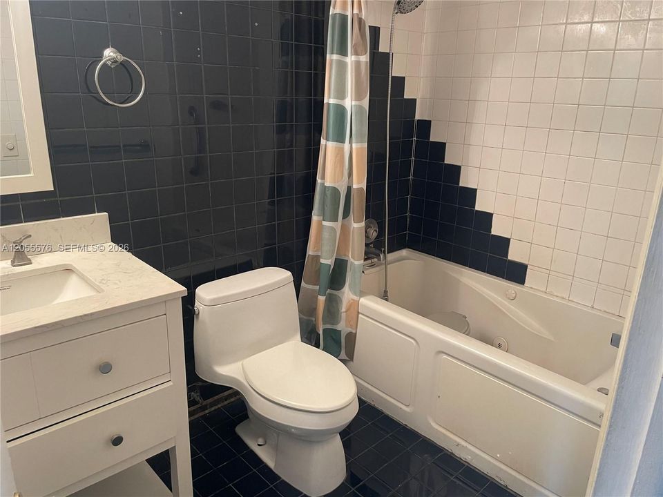В аренду: $1,500 (1 спален, 1 ванн, 836 Квадратных фут)
