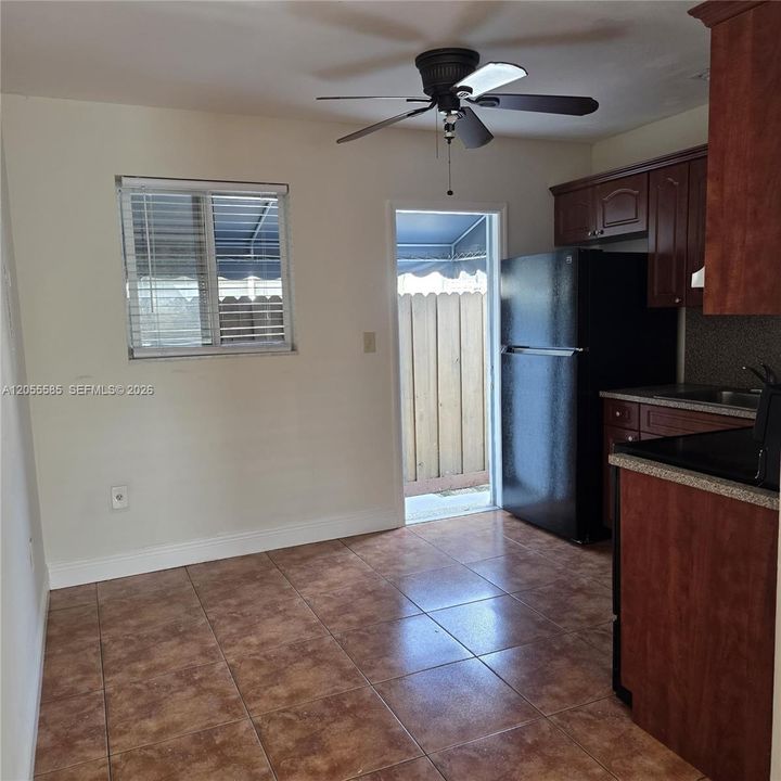 En Renta: $2,500 (2 camas, 1 baños, 2203 Pies cuadrados)