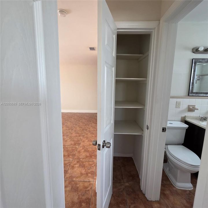 En Renta: $2,500 (2 camas, 1 baños, 2203 Pies cuadrados)