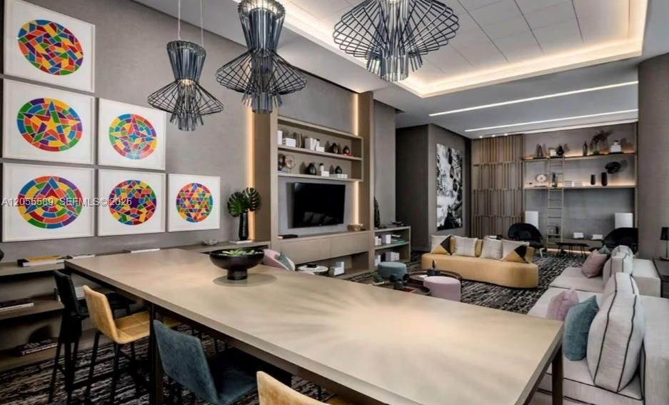 В аренду: $6,900 (3 спален, 2 ванн, 1122 Квадратных фут)