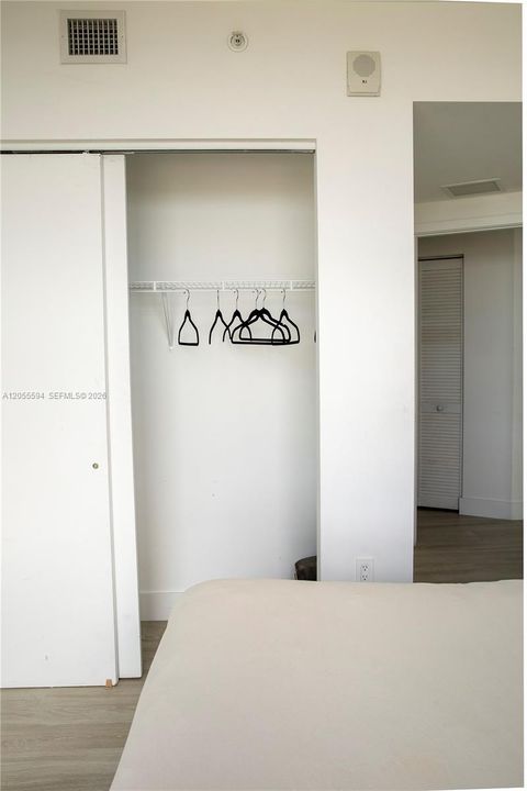 For Rent: $5,200 (2 beds, 2 baths, 835 Square Feet)