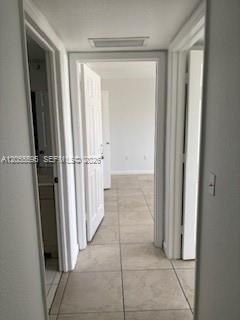 В аренду: $1,800 (2 спален, 2 ванн, 900 Квадратных фут)