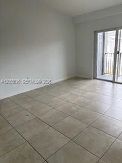 В аренду: $1,800 (2 спален, 2 ванн, 900 Квадратных фут)