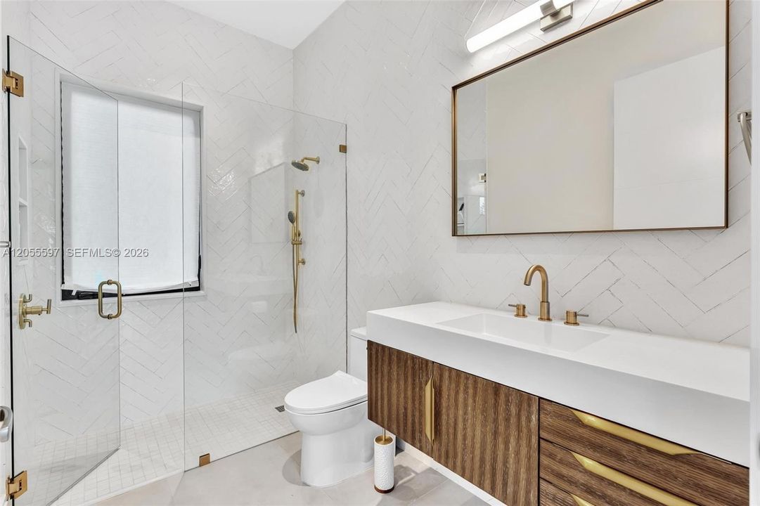 En Venta: $5,999,000 (4 camas, 4 baños, 2056 Pies cuadrados)