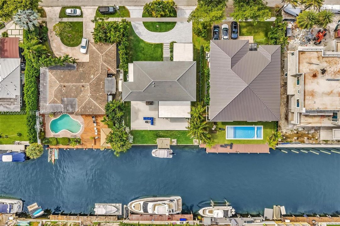 En Venta: $5,999,000 (4 camas, 4 baños, 2056 Pies cuadrados)
