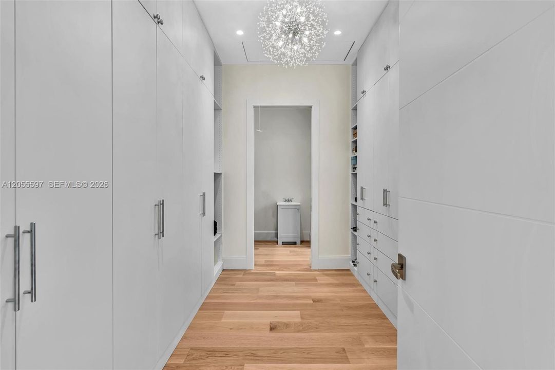 En Venta: $5,999,000 (4 camas, 4 baños, 2056 Pies cuadrados)