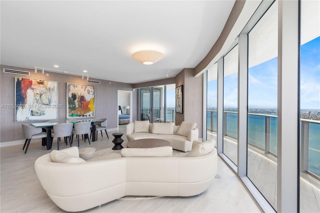 For Sale: $2,599,900 (3 beds, 4 baths, 2365 Square Feet)