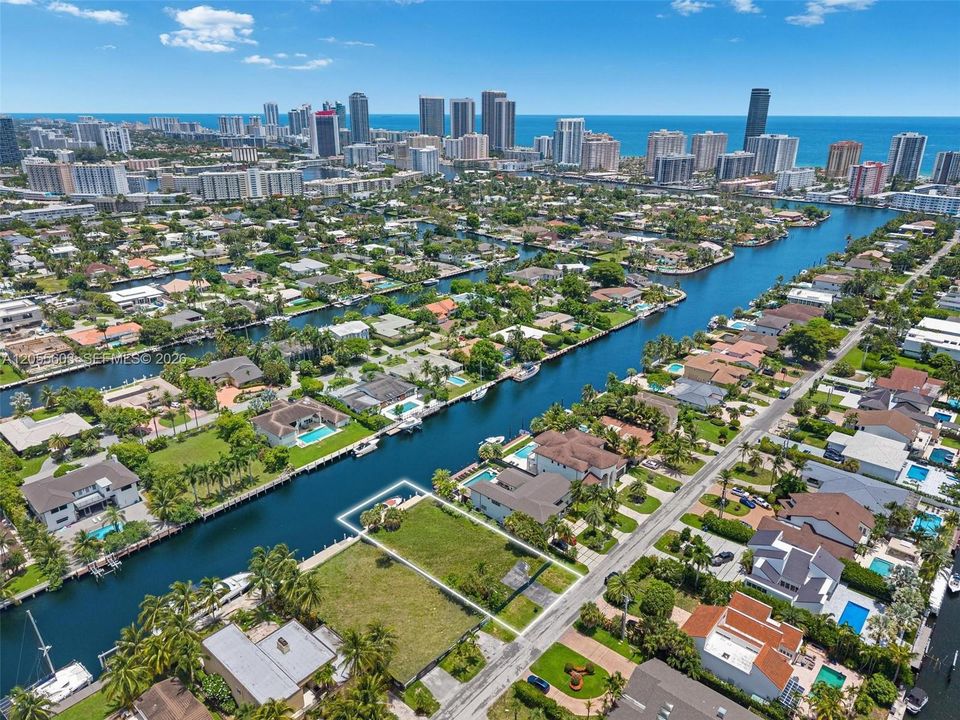 На продажу: $2,595,000 (0 спален, 0 ванн, 0 Квадратных фут)
