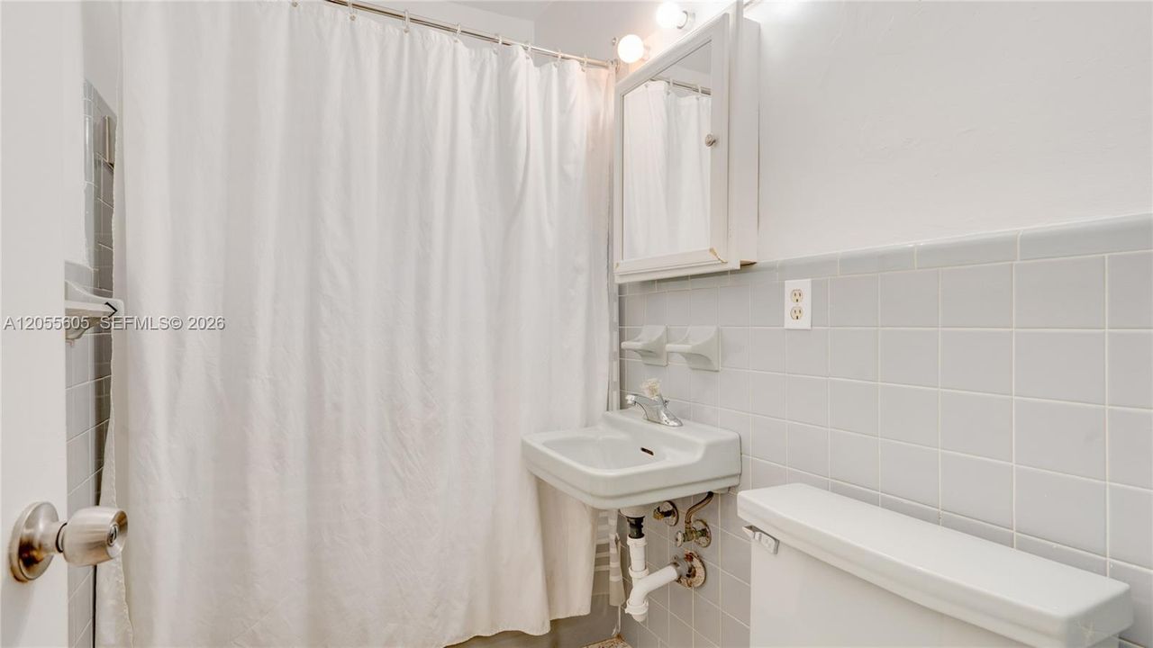 Activo con contrato: $1,795,000 (0 camas, 0 baños, 2322 Pies cuadrados)
