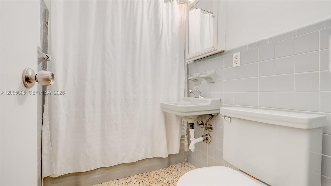 Activo con contrato: $1,795,000 (0 camas, 0 baños, 2322 Pies cuadrados)