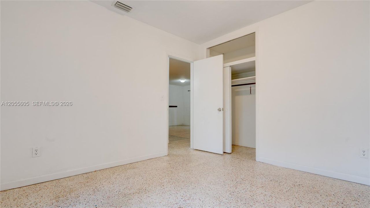 Activo con contrato: $1,795,000 (0 camas, 0 baños, 2322 Pies cuadrados)