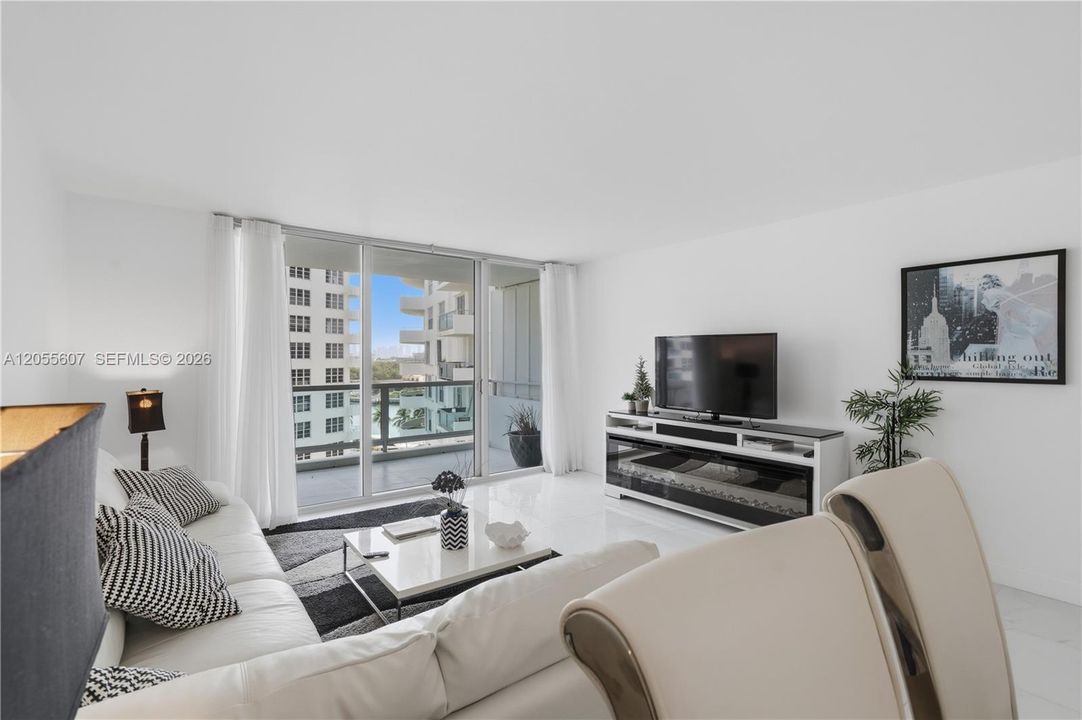 En Venta: $509,000 (1 camas, 1 baños, 910 Pies cuadrados)