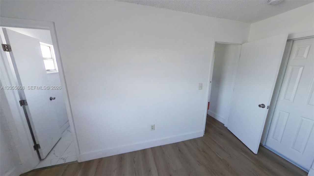 For Rent: $2,275 (2 beds, 2 baths, 800 Square Feet)