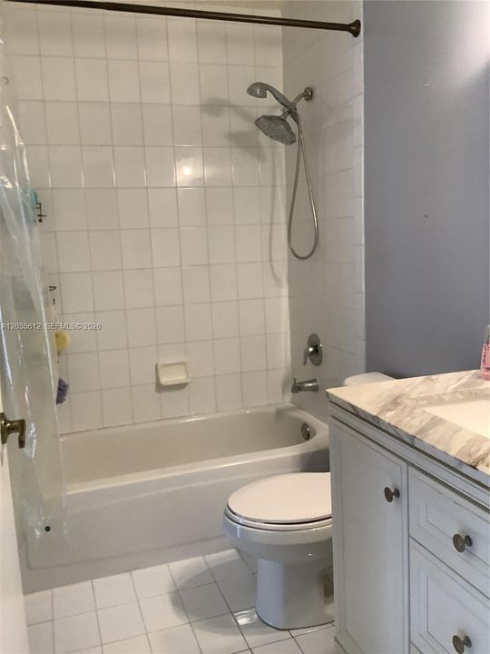 В аренду: $3,950 (4 спален, 3 ванн, 2378 Квадратных фут)