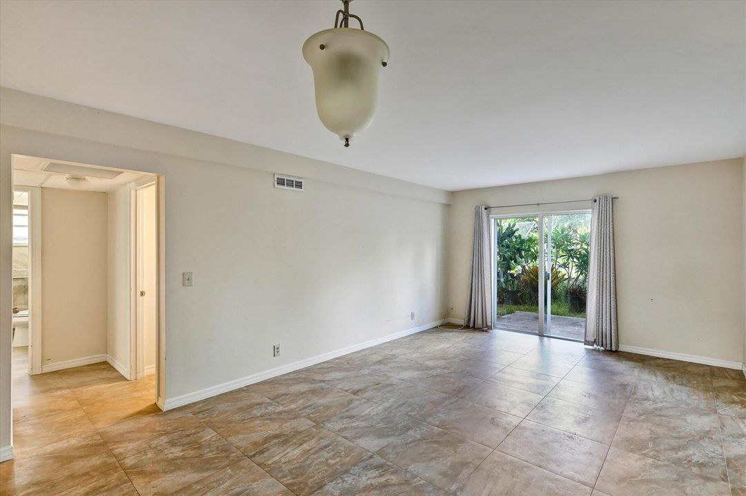 05-404 Fern St 3A-5