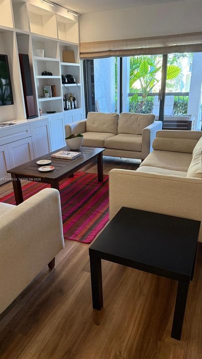 En Renta: $6,400 (2 camas, 2 baños, 1515 Pies cuadrados)