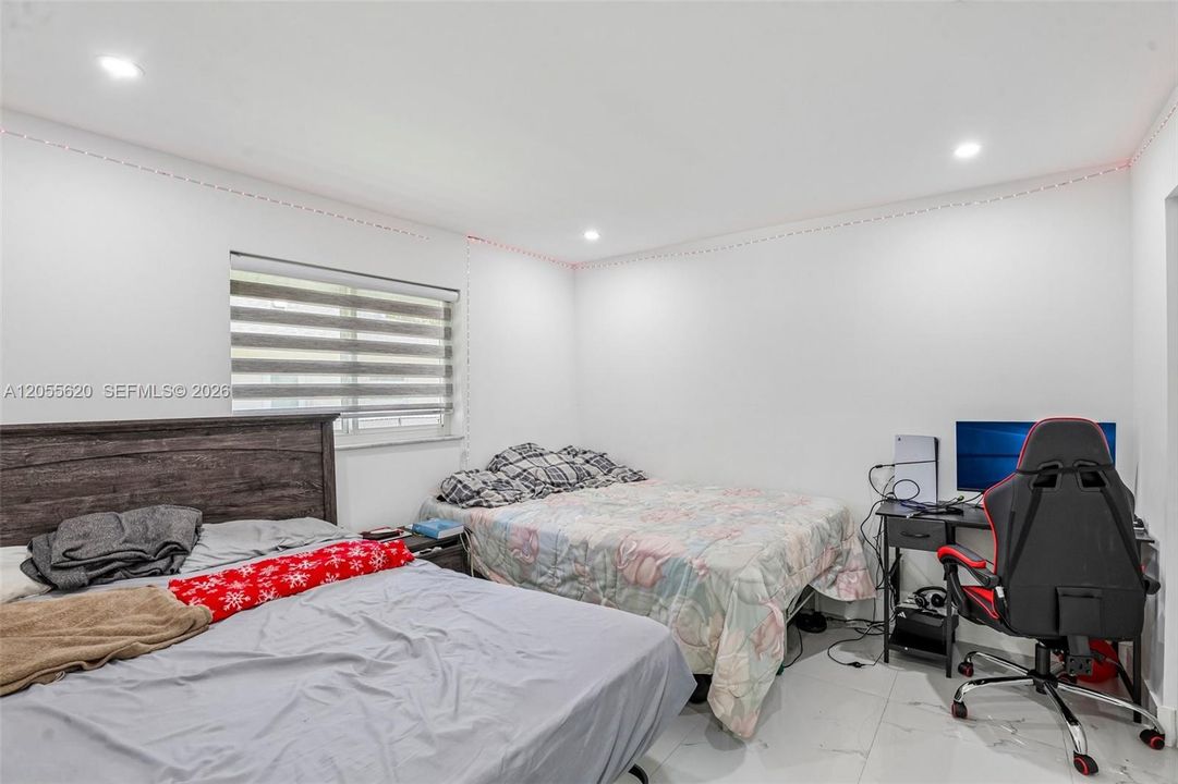 En Venta: $685,000 (0 camas, 0 baños, 1567 Pies cuadrados)