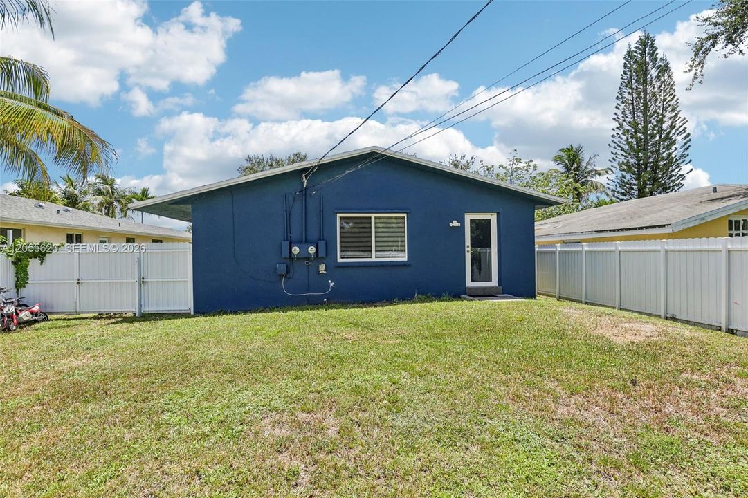 En Venta: $685,000 (0 camas, 0 baños, 1567 Pies cuadrados)