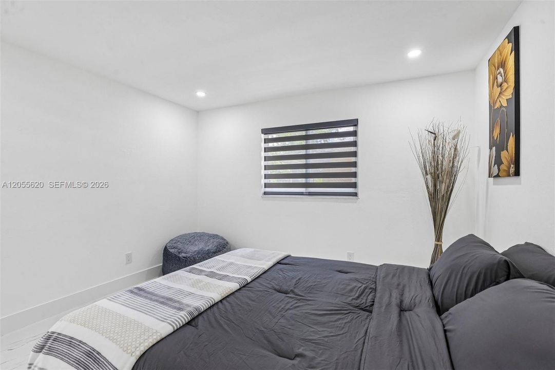 En Venta: $685,000 (0 camas, 0 baños, 1567 Pies cuadrados)
