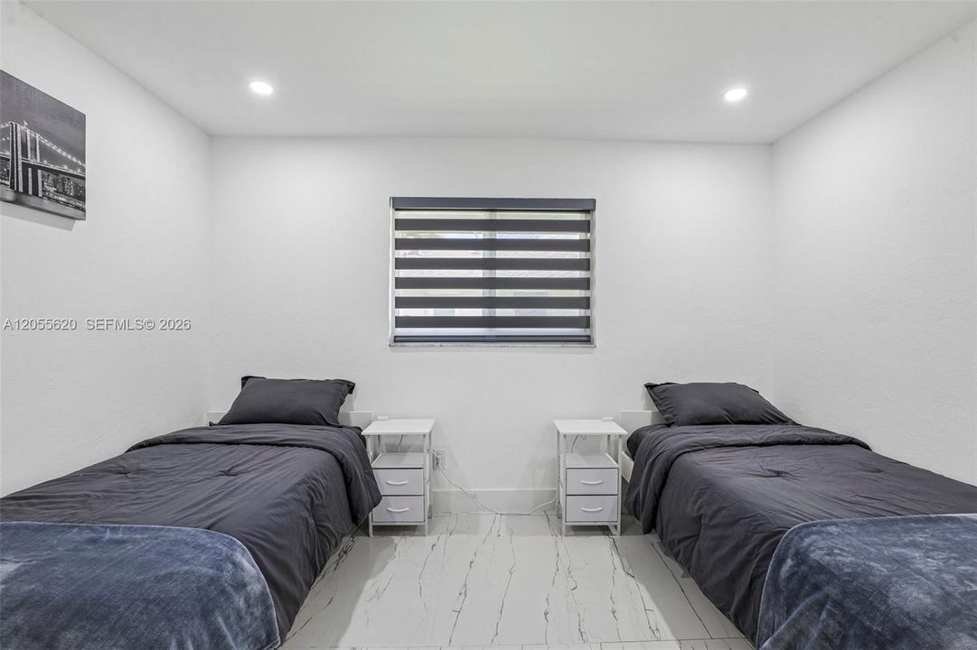 En Venta: $685,000 (0 camas, 0 baños, 1567 Pies cuadrados)