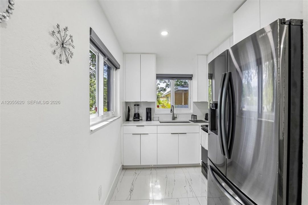 En Venta: $685,000 (0 camas, 0 baños, 1567 Pies cuadrados)