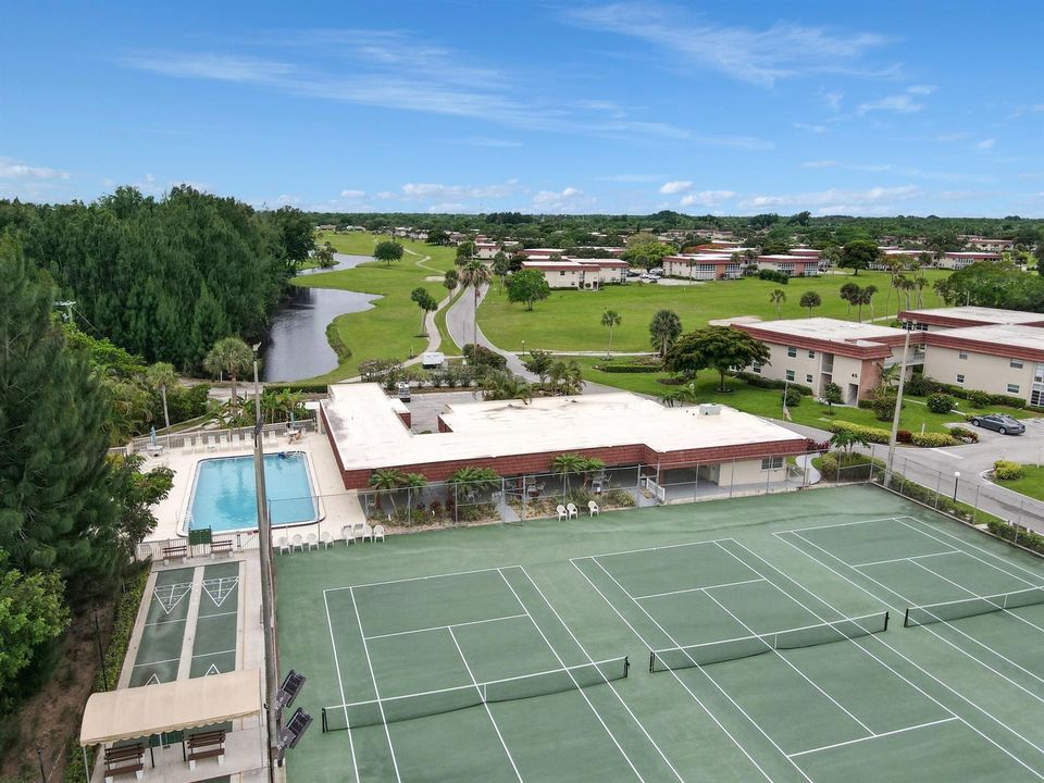 Lakeview Clubhouse