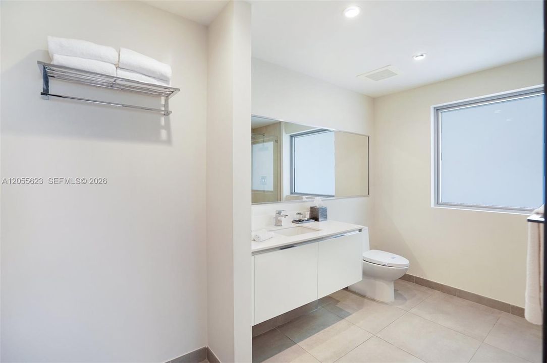 En Venta: $470,000 (1 camas, 1 baños, 747 Pies cuadrados)