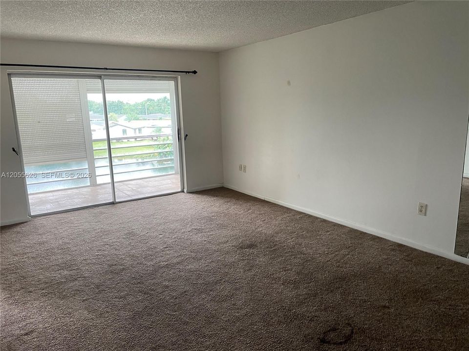 En Renta: $1,599 (2 camas, 2 baños, 850 Pies cuadrados)