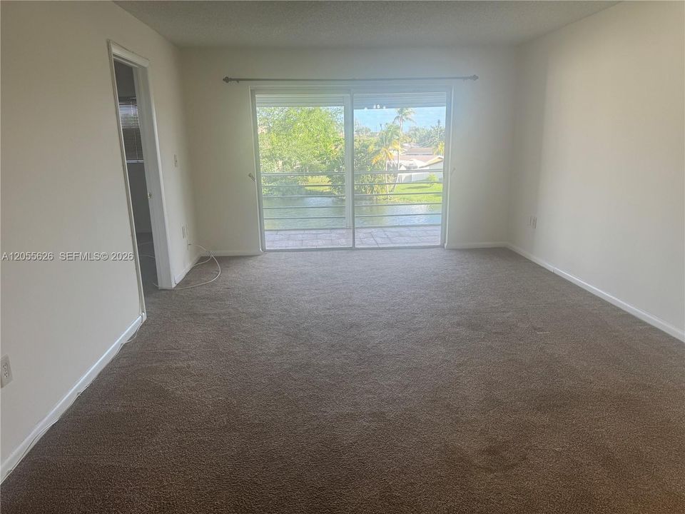 En Renta: $1,599 (2 camas, 2 baños, 850 Pies cuadrados)
