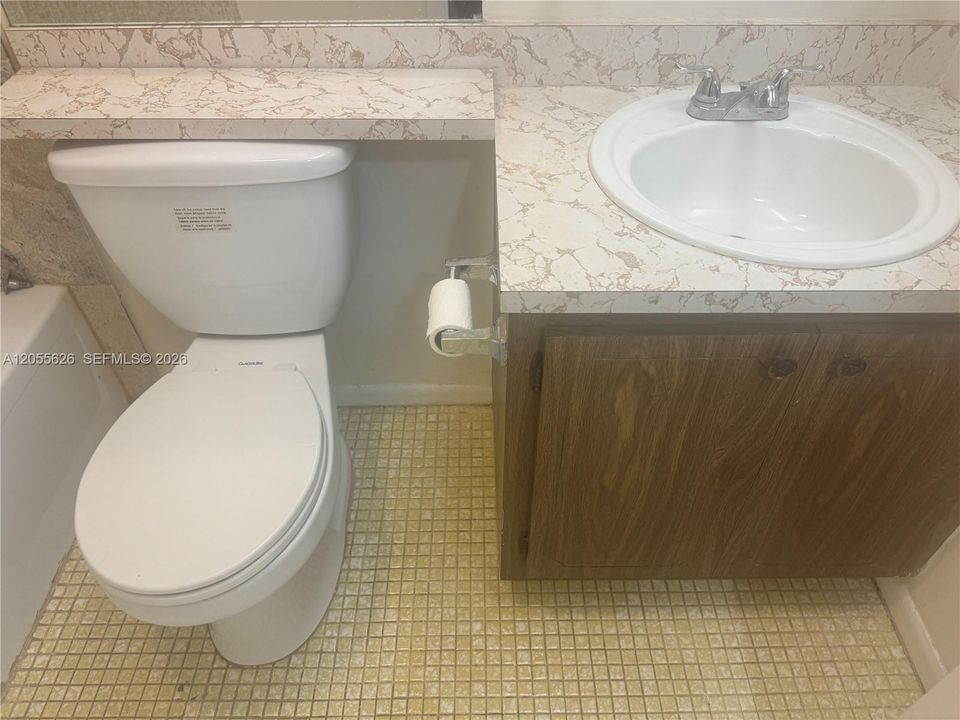 En Renta: $1,599 (2 camas, 2 baños, 850 Pies cuadrados)