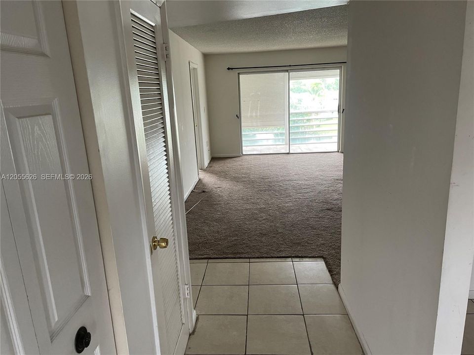 En Renta: $1,599 (2 camas, 2 baños, 850 Pies cuadrados)