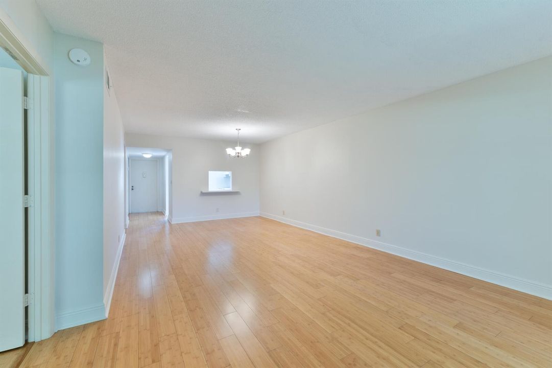20260715 - 225 SE 10th St Unit 11D - MR-