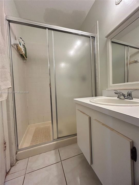 For Sale: $260,000 (2 beds, 2 baths, 800 Square Feet)