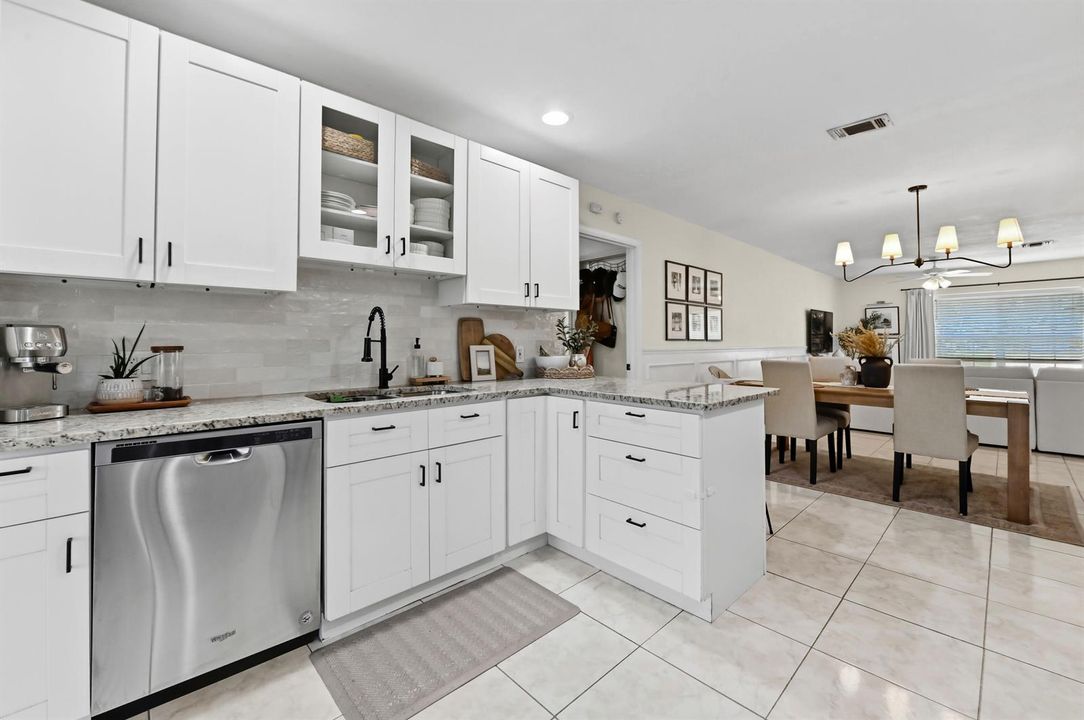 13 Kitchen 03
