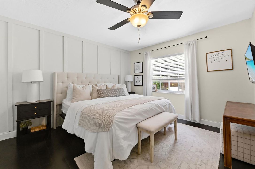 23 Bedroom 02
