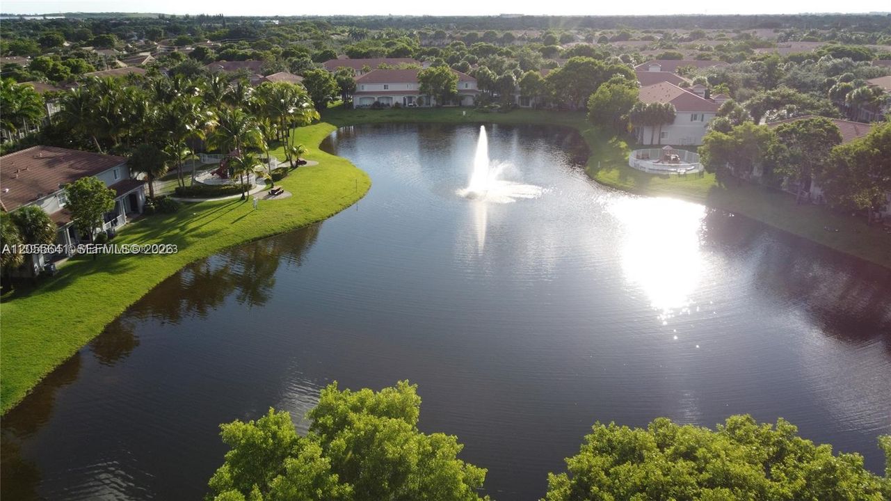 For Rent: $2,850 (3 beds, 2 baths, 1423 Square Feet)