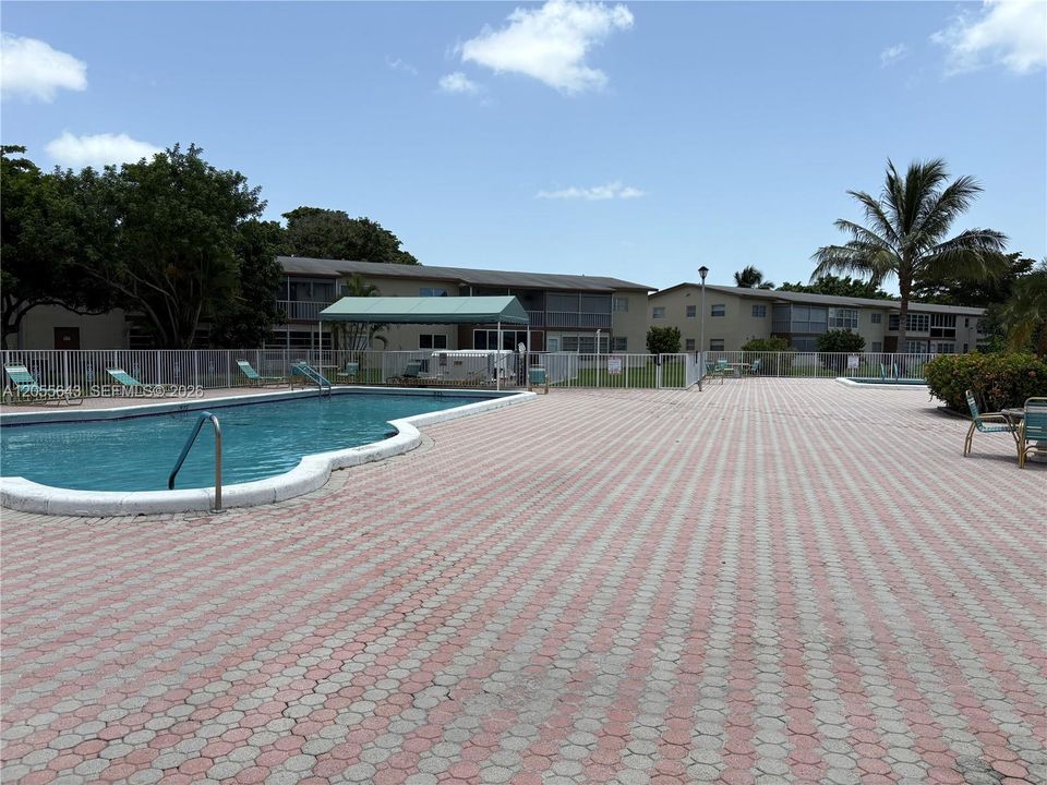 En Venta: $124,950 (2 camas, 2 baños, 990 Pies cuadrados)