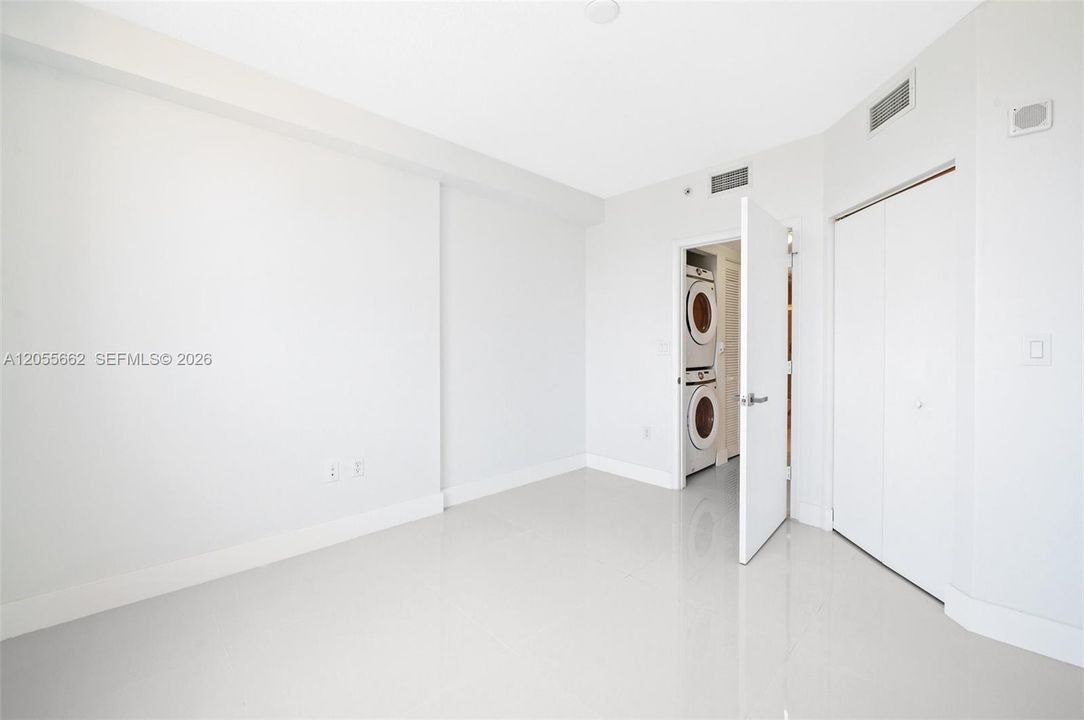 En Renta: $3,000 (2 camas, 2 baños, 1075 Pies cuadrados)