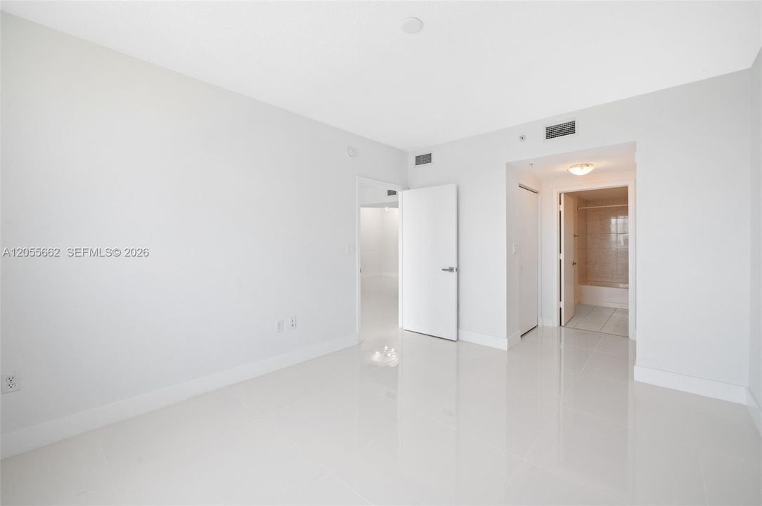 En Renta: $3,000 (2 camas, 2 baños, 1075 Pies cuadrados)