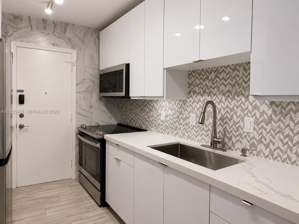 В аренду: $1,900 (1 спален, 1 ванн, 756 Квадратных фут)