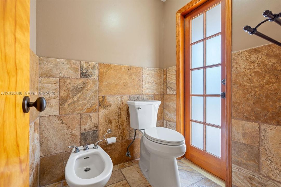 На продажу: $949,900 (4 спален, 2 ванн, 1952 Квадратных фут)