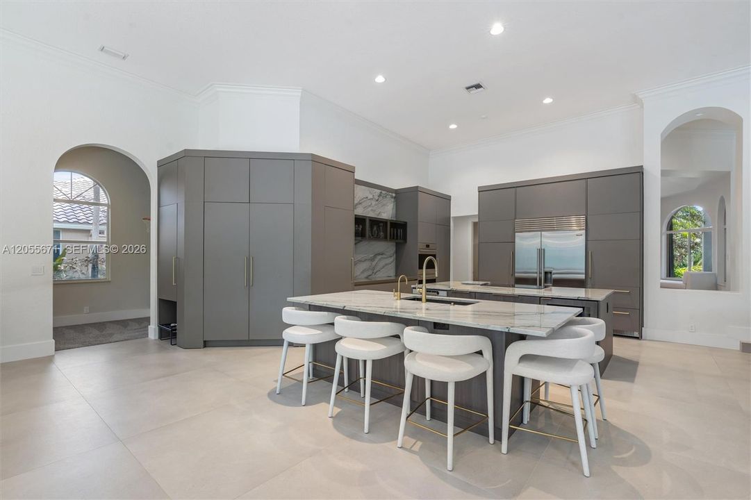 На продажу: $2,499,999 (5 спален, 4 ванн, 3979 Квадратных фут)