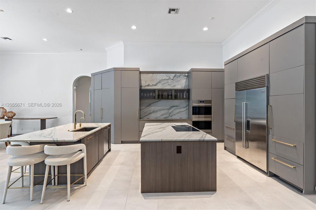 На продажу: $2,499,999 (5 спален, 4 ванн, 3979 Квадратных фут)