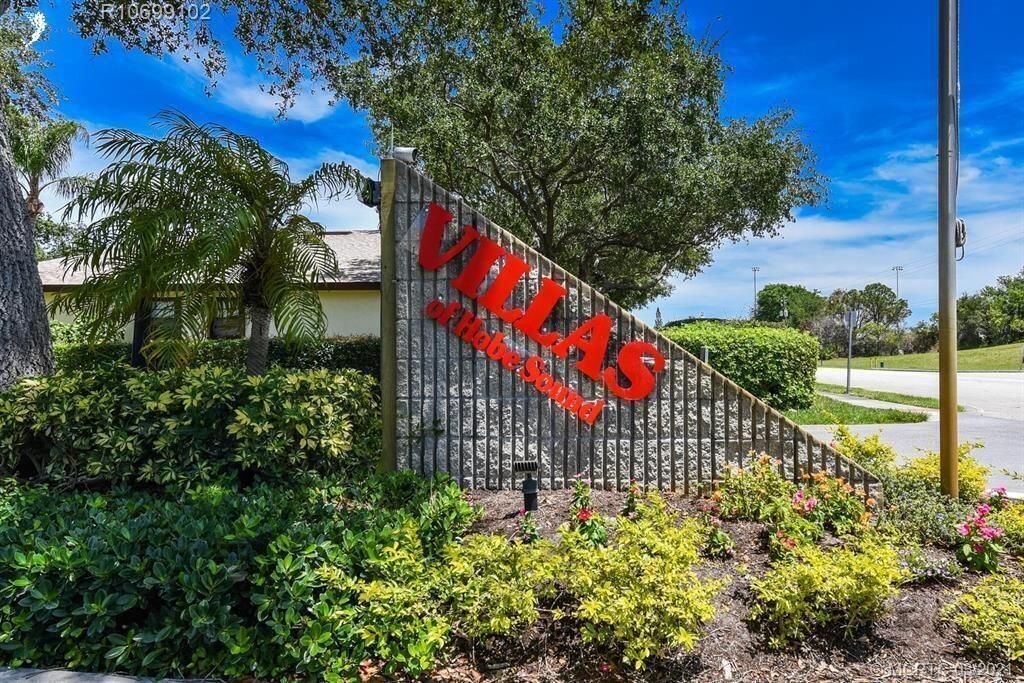 Villas of Hobe Sound entrance